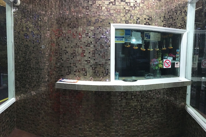 Imagen de los interiores del Motel Harris. Foto 19
