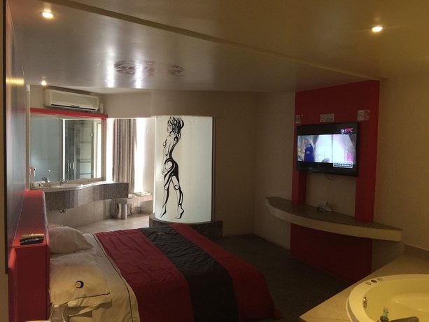 Imagen de la habitación del Motel Helsinky - Adults Only. Foto 8