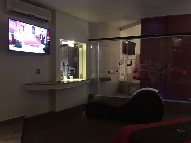 Imagen de la habitación del Motel Helsinky - Adults Only. Foto 11