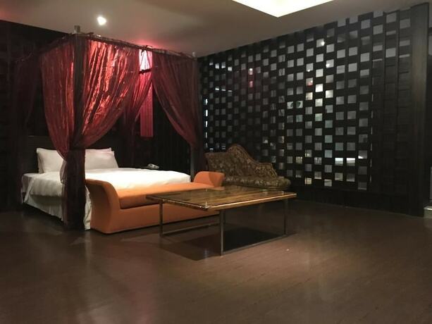 Imagen general del Motel Her Home Spa Douliu. Foto 8