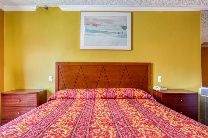 Imagen de la habitación del Motel Heritage Inn and Suites, Corona. Foto 4