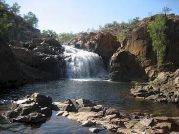 Imagen de los exteriores del Motel Hi Way Inn. Foto 7