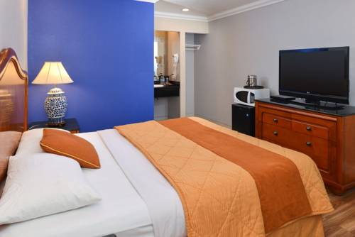 Imagen de la habitación del Motel Highlander, Oakland. Foto 4