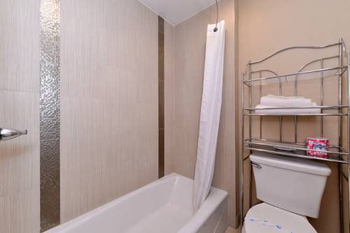 Imagen de la habitación del Motel Highlander, Oakland. Foto 9