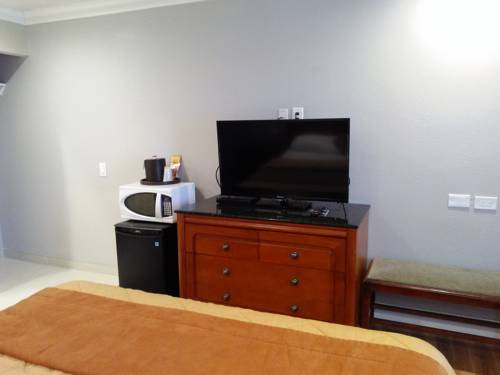 Imagen general del Motel Highlander, Oakland. Foto 1
