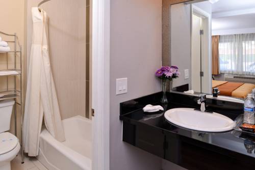Imagen de la habitación del Motel Highlander, Oakland. Foto 15