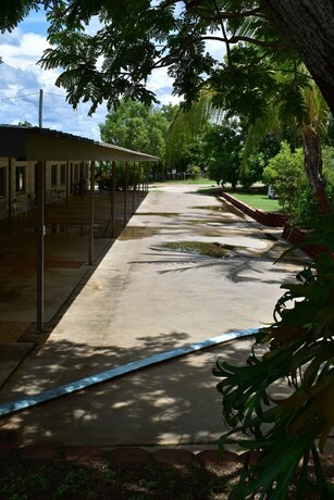 Imagen de los exteriores del Motel Hillview. Foto 35