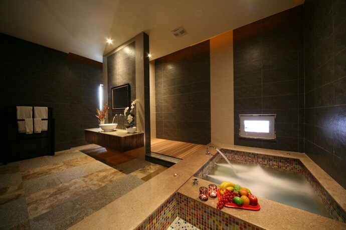 Imagen de la habitación del Motel Hmulan. Foto 23