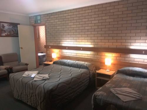 Imagen de la habitación del Motel Holbrook Town Centre Motor Inn. Foto 7