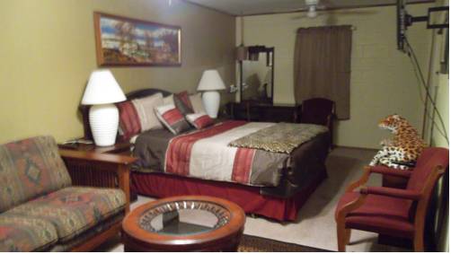 Imagen de la habitación del Motel Holiday, Ca&ntilde;on City. Foto 2