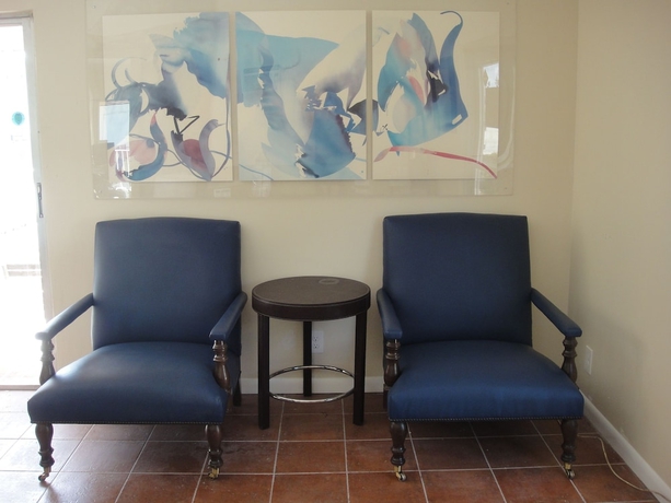 Imagen de los interiores del Motel Holiday House. Foto 19