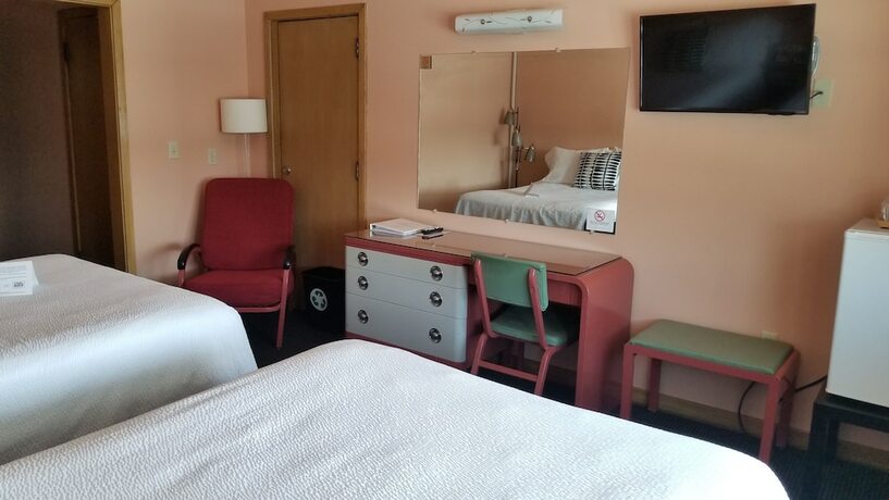 Imagen de la habitación del Motel Holiday Music. Foto 12