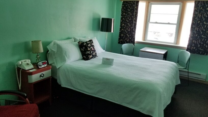 Imagen de la habitación del Motel Holiday Music. Foto 14