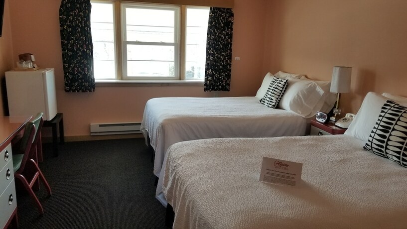 Imagen de la habitación del Motel Holiday Music. Foto 19