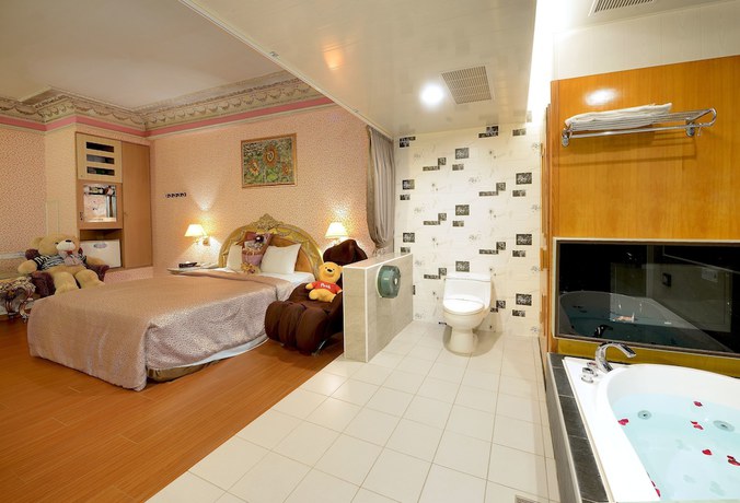 Imagen de la habitación del Motel Holland Village Hua-pin. Foto 14