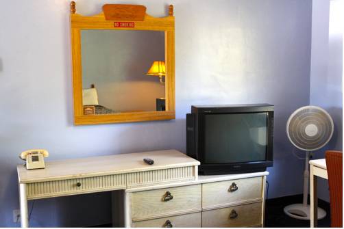 Imagen de la habitación del Motel Homestead, San Luis Obispo. Foto 15