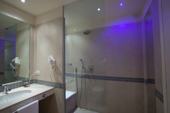 Imagen de la habitación del Motel Hotel Prestige. Foto 9