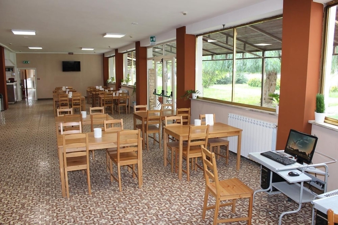 Imagen del bar/restaurante del Motel Hotel Salaria. Foto 6