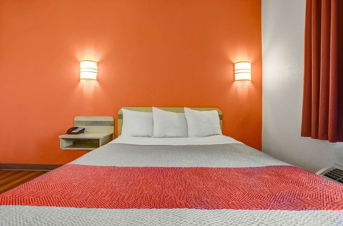 Imagen de la habitación del Motel Howard Johnson by Wyndham Lemoore. Foto 3