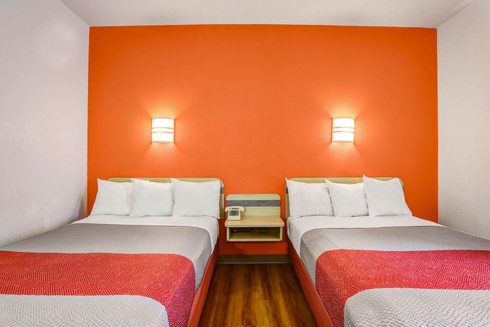 Imagen de la habitación del Motel Howard Johnson by Wyndham Lemoore. Foto 4