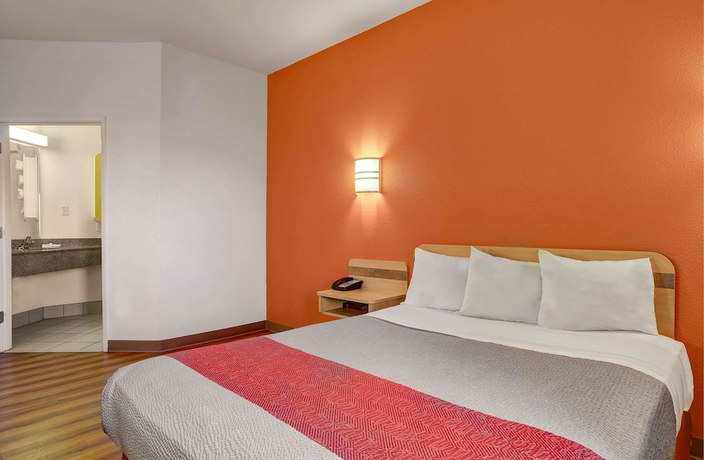 Imagen de la habitación del Motel Howard Johnson by Wyndham Lemoore. Foto 13