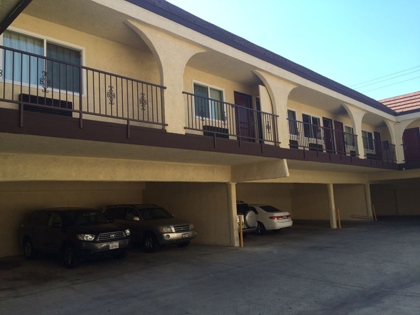 Imagen de los exteriores del Motel Hyland Inn Long Beach. Foto 11