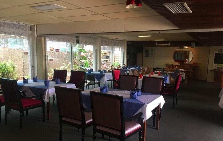 Imagen del bar/restaurante del Motel Inland Oasis. Foto 3