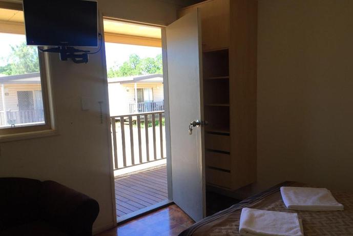 Imagen de la habitación del Motel Inland Oasis. Foto 8
