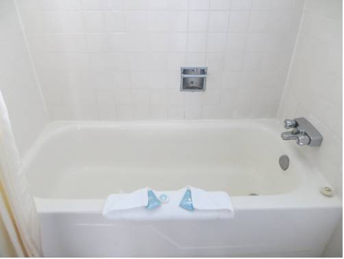 Imagen de la habitación del Motel Inntowne. Foto 12