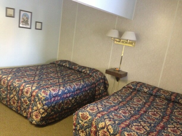 Imagen de la habitación del Motel Jamestown. Foto 21
