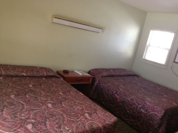 Imagen de la habitación del Motel Jamestown. Foto 26