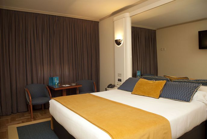 Imagen de la habitación del Motel Jardin, A Coruña. Foto 3