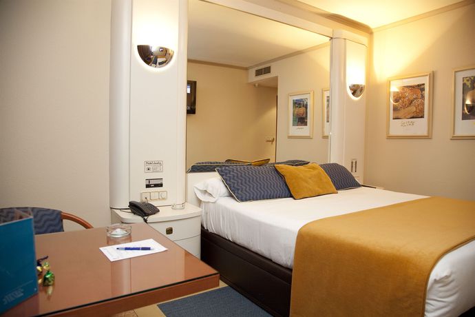 Imagen de la habitación del Motel Jardin, A Coruña. Foto 13