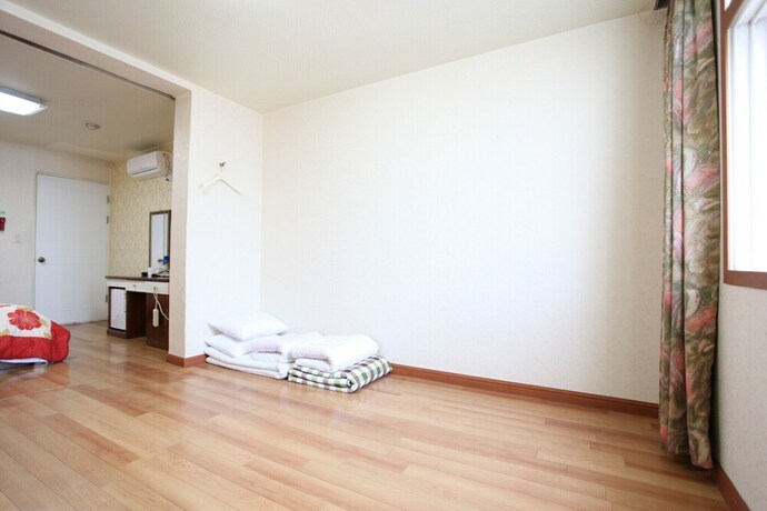 Imagen de la habitación del Motel Jeju Samoa. Foto 25