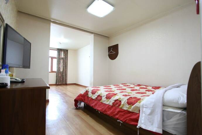Imagen de la habitación del Motel Jeju Samoa. Foto 33