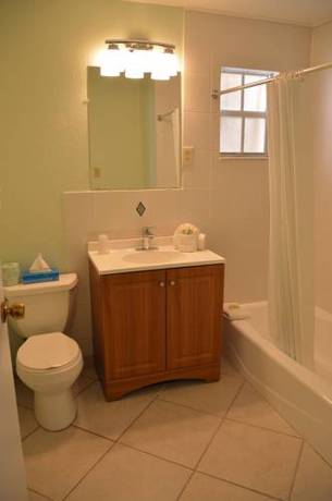 Imagen de la habitación del Motel Johns Pass Beach. Foto 3