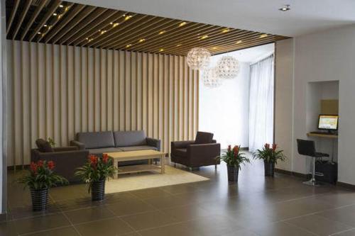 Imagen general del Motel Kaifeng Bao Memorial Hall Xisi Square. Foto 2