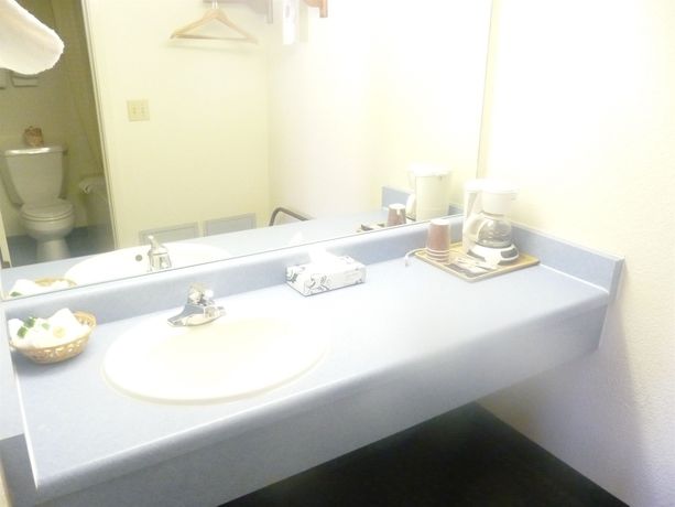 Imagen de los exteriores del Motel Kc. Foto 13