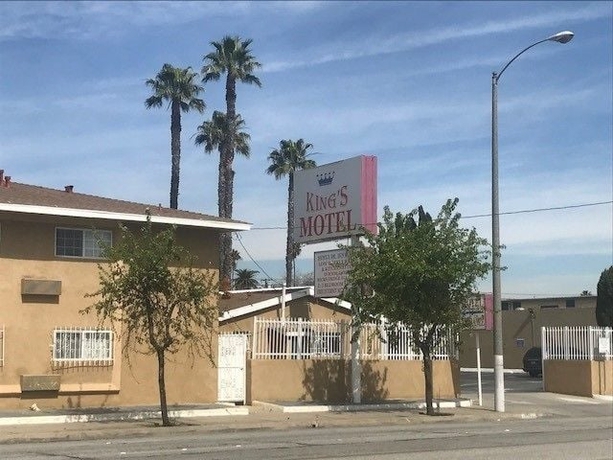 Imagen de los exteriores del Motel Kings, Inglewood. Foto 12