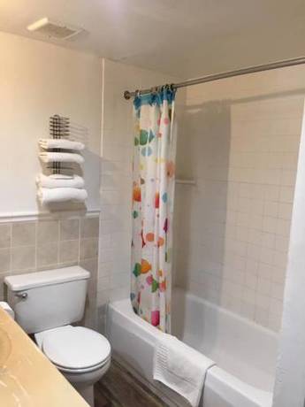 Imagen de la habitación del Motel Kings Lodge, Monterey Park. Foto 4