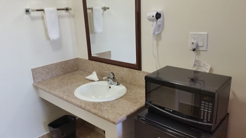Imagen de la habitación del Motel Kona Inn Anaheim. Foto 13