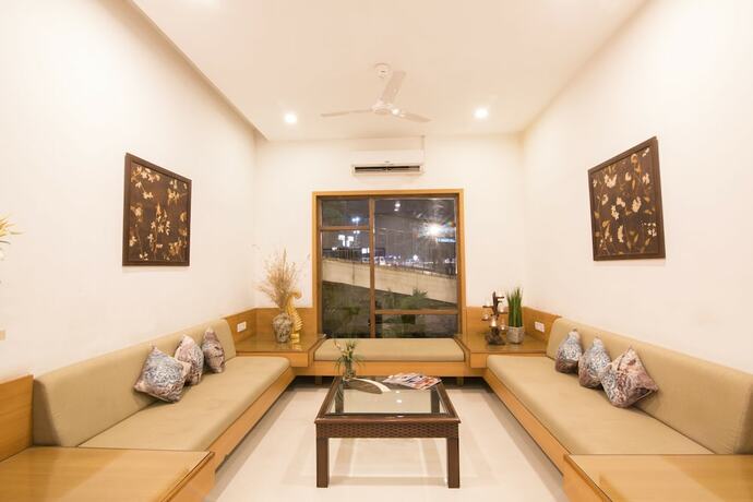 Imagen de los interiores del Motel Kwality's Shiraz. Foto 35