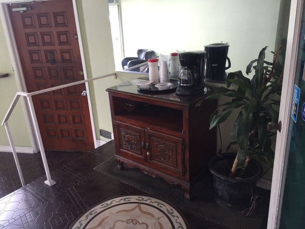 Imagen de los interiores del Motel LYFE INN & SUITES by AGA - Beverly Hills. Foto 10