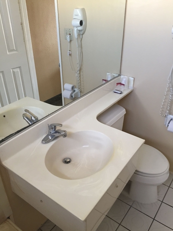 Imagen de la habitación del Motel LYFE INN & SUITES by AGA - Beverly Hills. Foto 6