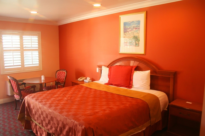 Imagen de la habitación del Motel La Casa Inn, Pasadena. Foto 8