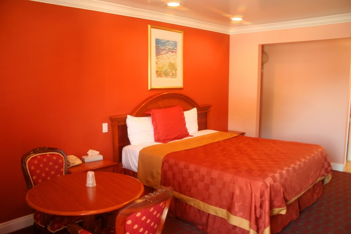 Imagen de la habitación del Motel La Casa Inn, Pasadena. Foto 9