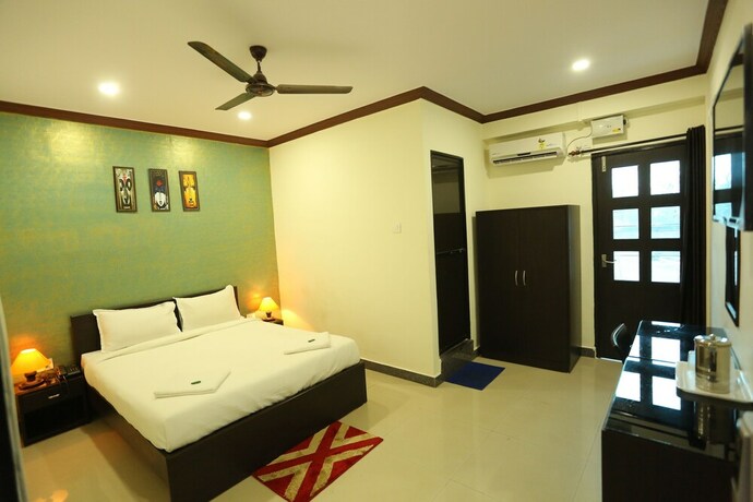 Imagen de la habitación del Motel La Grandeur. Foto 22