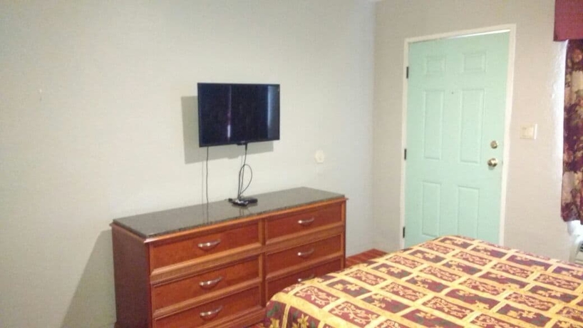 Imagen de la habitación del Motel La Petite Rouge. Foto 9