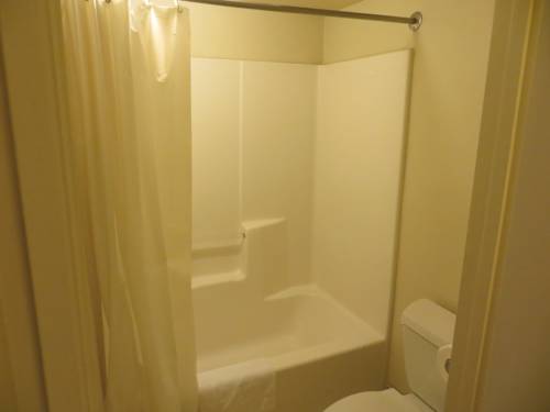 Imagen de la habitación del Motel La Puente Inn. Foto 6