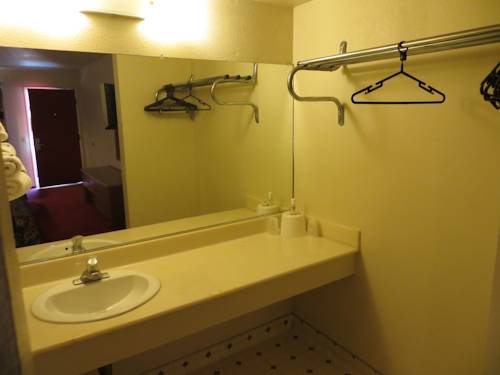 Imagen general del Motel La Puente Inn. Foto 1